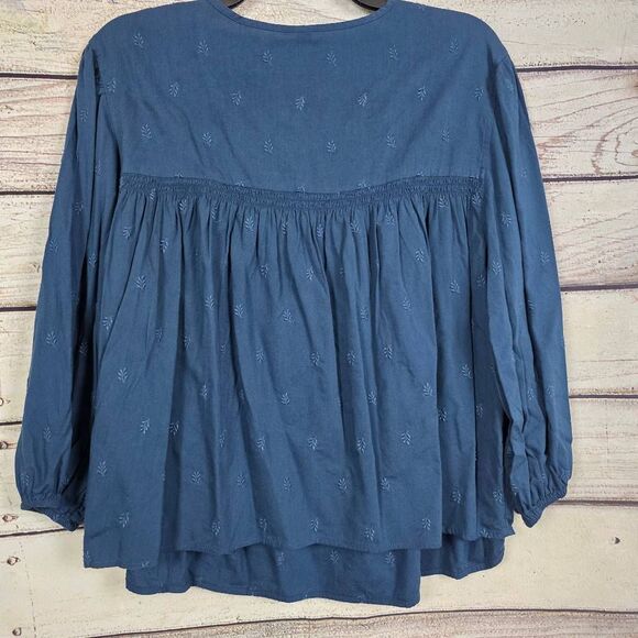 Old Navy Blue Embroidered Boho Peasant Top 2X - Picture 3 of 6